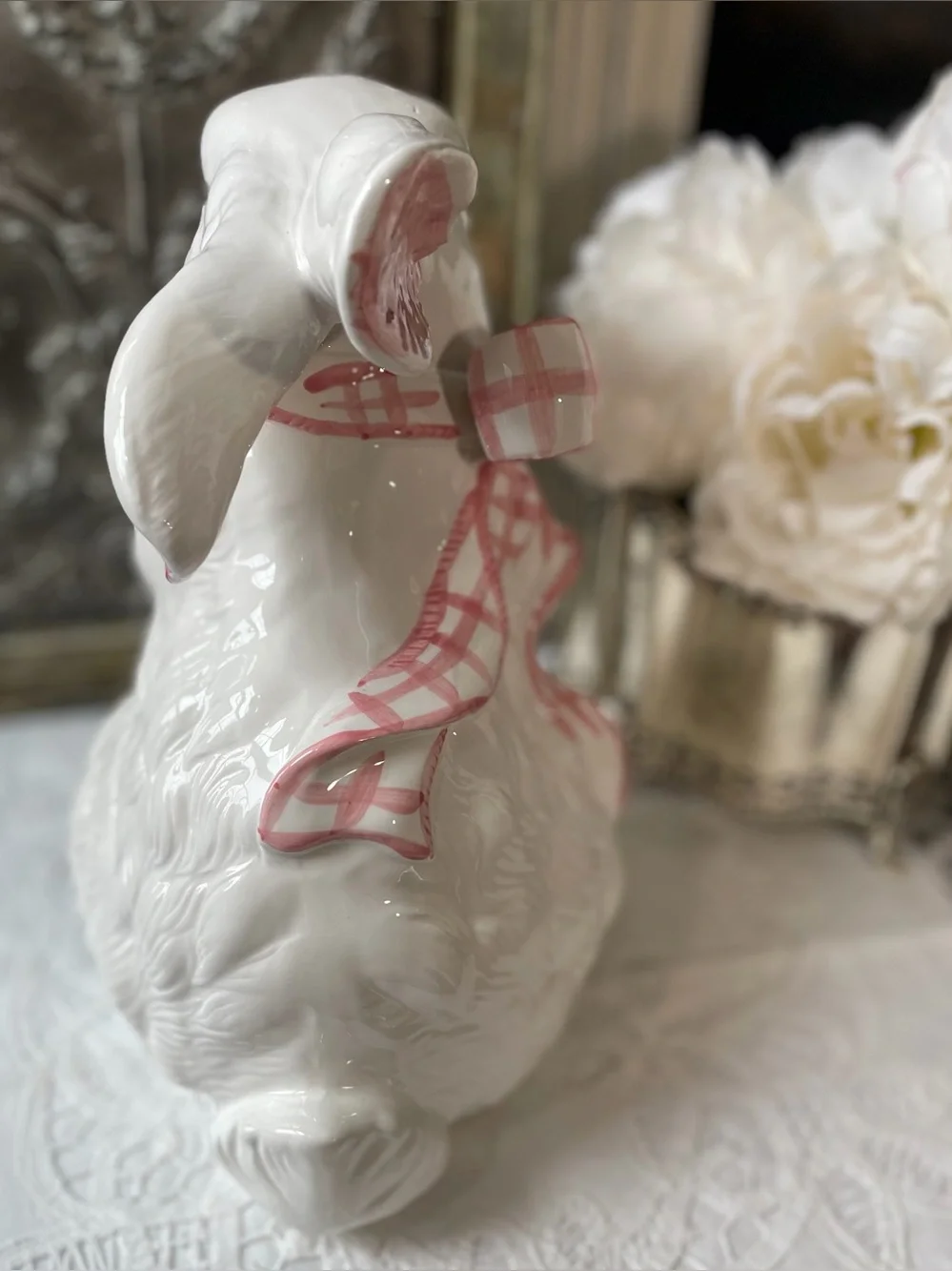 White Ceramic Bunny Rabbit Figurine Pink Plaid Bow
